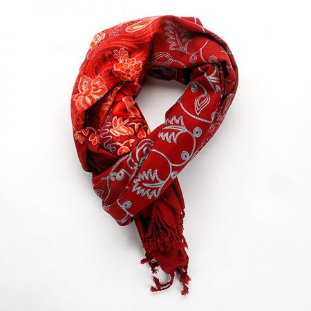 Šála pléd tm.červená s květinvou šedou výšivkou