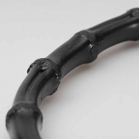 Ucho na tašky bambus polkruh čierna