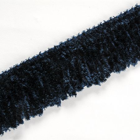 Strapce zamatovej modrej farby