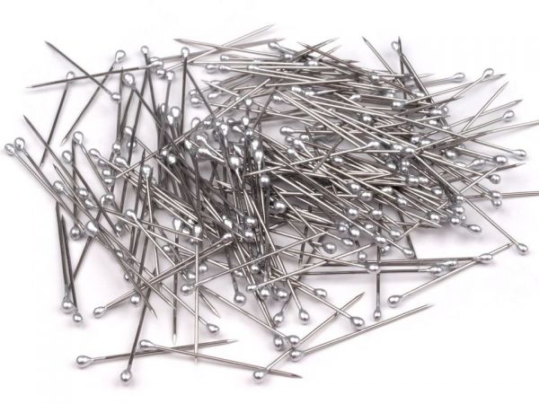 Špendlíky kalené 30mm - cca 500 ks