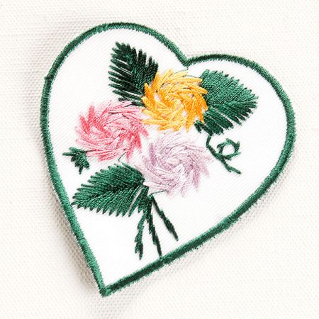 Nášivka srdce bílá