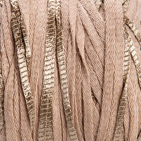 Samovzorovací stužková pletací příze hnědokhaki melír