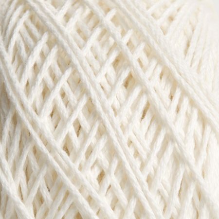 Bavlněná pletací příze klasická lomená bílá