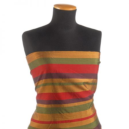 Viskozová látka vzor pruhů červená/oranžová