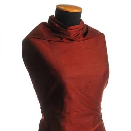 Šantung matný hnědý