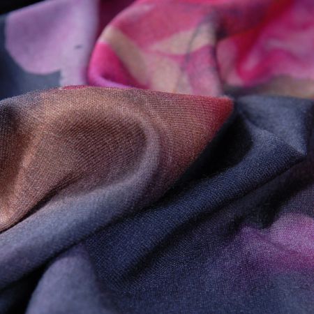 Úplet digitální tisk květinový motiv růžový