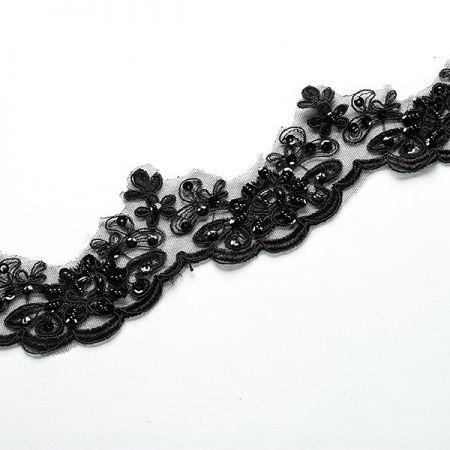 Krajka lem květinový motiv korálky/flitry černá