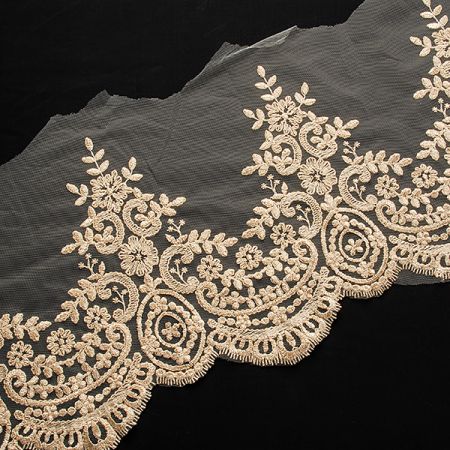 Krajka lem vzdušná na tylu béžová