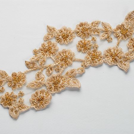 Krajková vsadka květinový vzor zlatobéžová