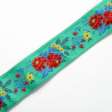 Folklorní stuha zelená s květinovým vzorem 5cm