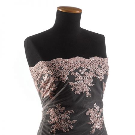 Krajka na tylu květy pastel růžová