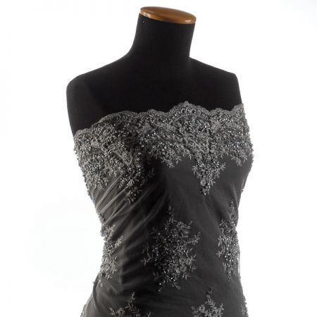 Krajka výšivka na tylu s korálky rokajlem šedá/stříbrná