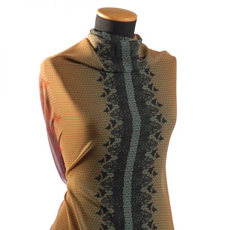 Žoržet jemný grafický design motýlci/květy malý