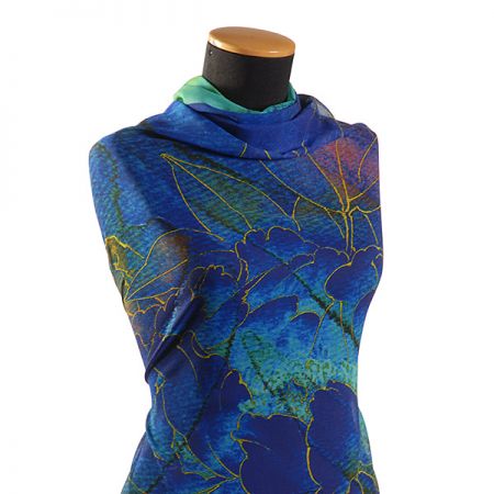 Žoržet motiv květin ve stylu akvarelové malby modrý