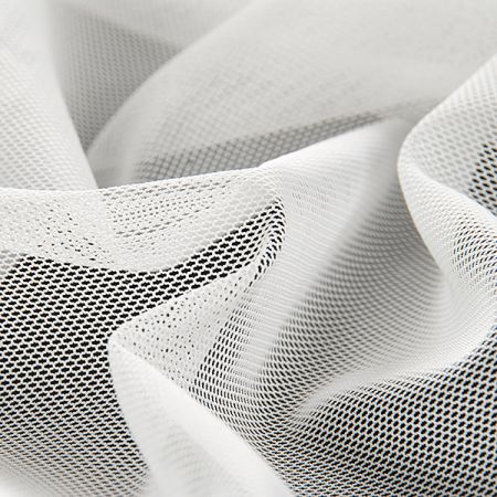 Tyl jemný pružný smetanový