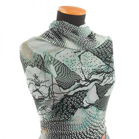 Šifon jemný zvířecí motiv tyrkysovorůžové