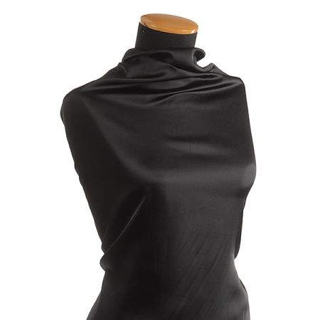 Satén imitace hedvábí černý