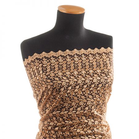 Krajka výšvika na tylu drobný květinový motiv meruňková