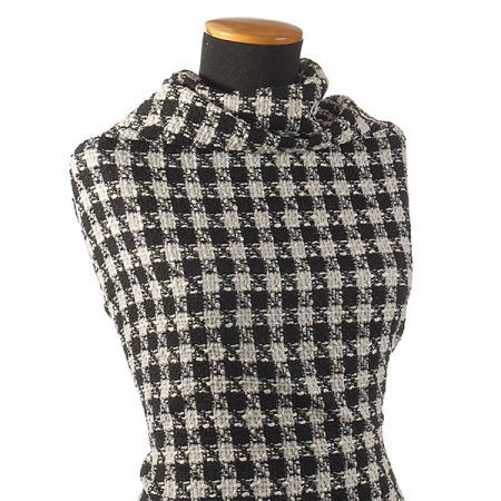 Kostýmová látka imitace ručně tkané metráže kostka