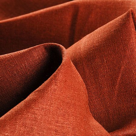 Len střední síly tmavě hnědý 