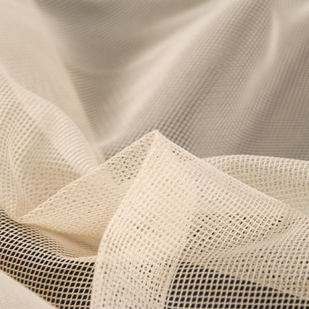 Tyl jemný splývavý tělový šíře 160 cm