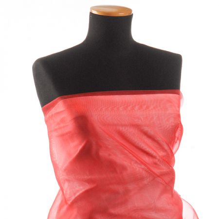 Organza jednobarevná malinová