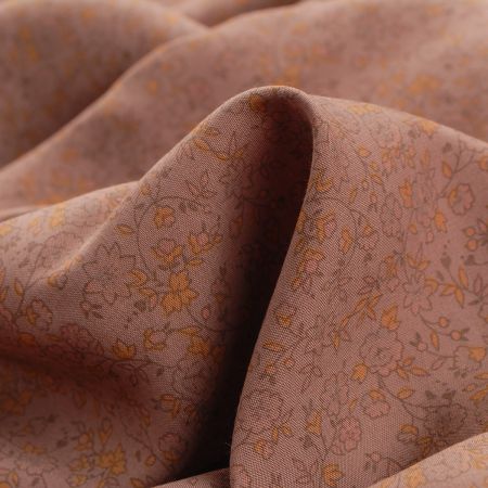 Viskozová letní látka kytičkový motiv hnědá/žlutá