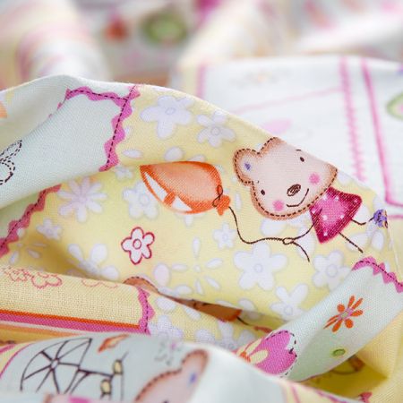 Bavlněná látka patchwork medvídci žlutá/zelená