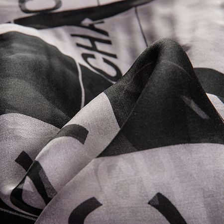 Hedvábný šifon geometrický vzor černá/sv.šedá