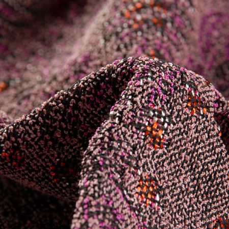 Žakárová oděvní  látka secesní vzor jeřabiny růžová