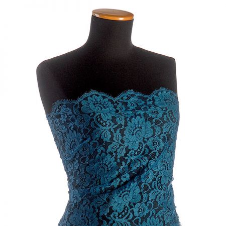 Tylová krajka jemná květy tmavě tyrkysová