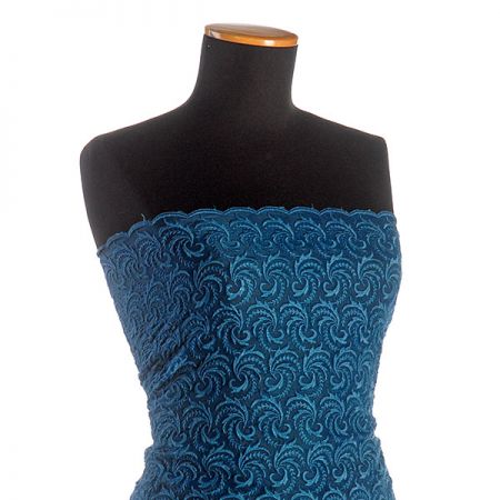 Organza vyšívaná květinový ornament tm.modrá