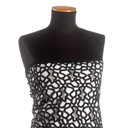 Krajka hrubá abstraktní vzor vlnky černá