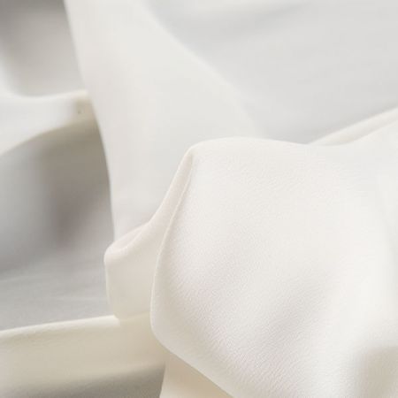 Hedvábný krepdešín pružný slonová kost