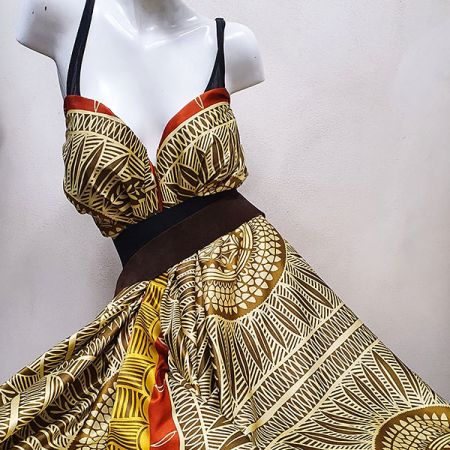 Satén nepružný motiv ornamentu žlutý/hnědý