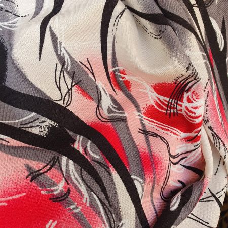 Viskozový úplet abstrakt červenorůžový