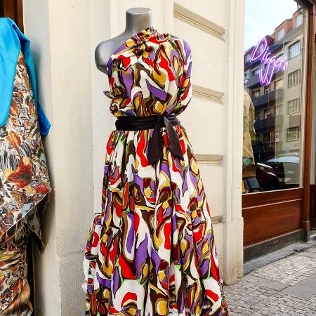 Viskozová šatová látka retro decor fialová