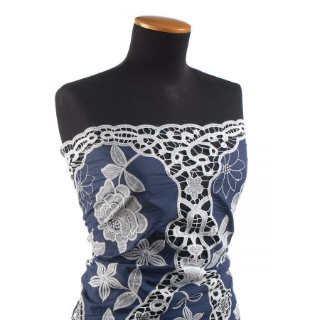 Krajka madeira květinová bordura s krajkou modrá