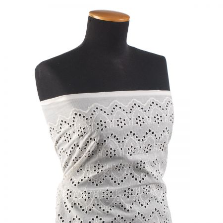 Krajka madeira květinové vlnky slonová kost