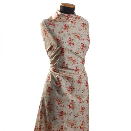 Bavlněná látka z kolekce Dapper kytičkový motiv