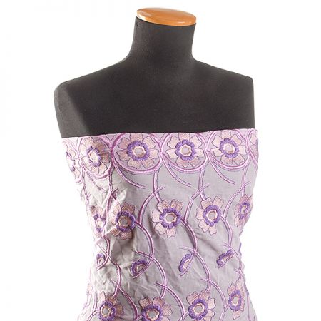 Madeira barevné květy fialová