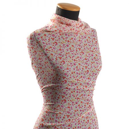 Šifon plisé drobné kytičky