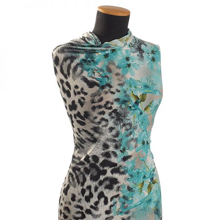 Úplet digitální tisk zvířecí motiv/květy/krajka