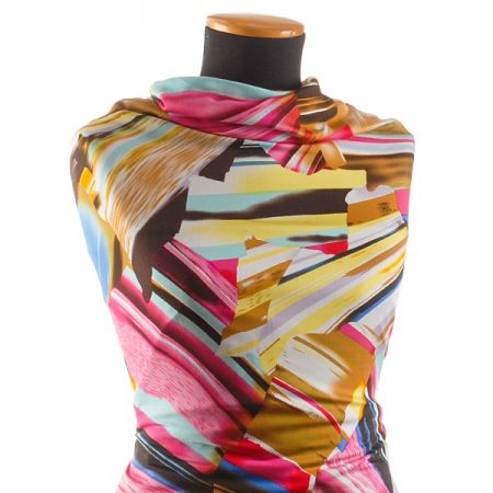 Viskozová letní látka digitální tisk abstraktní motiv