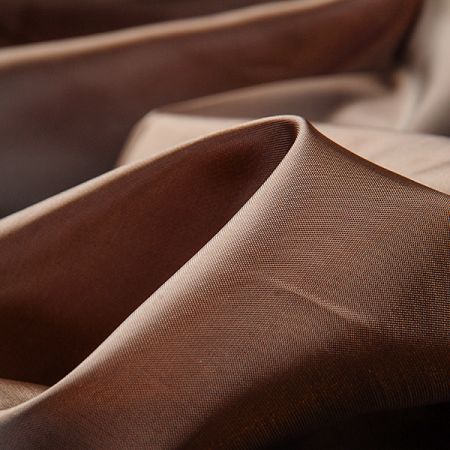 Podšívka polyesterová čokoládově hnědá