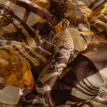 Hedvábný šifon květinový motiv hnědožlutý