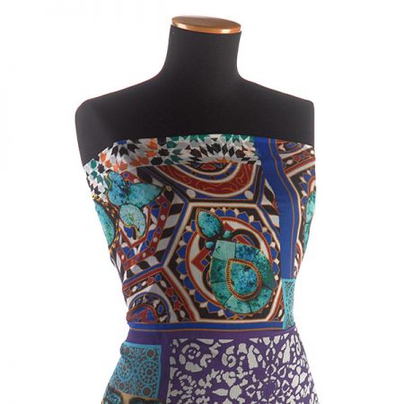 Šifon mozaikový vzor jemný kreš