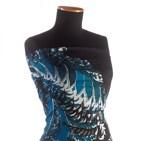 Hedvábný mušelín květinový vzor tyrkys černá