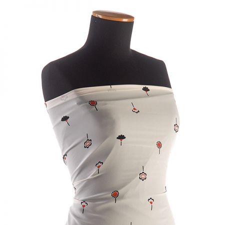 Žoržetová látka pastel béžová květy