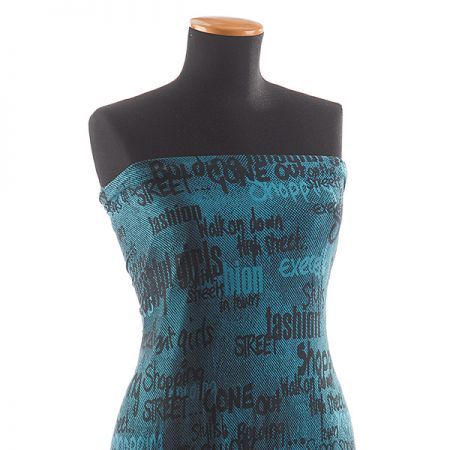 Úplet postavy/nápisy tyrkysovočerná